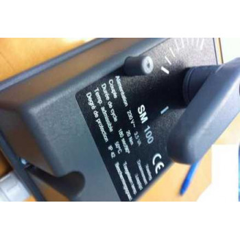 SERVO-MOTEUR SM100 - 180 SEC - 230 V